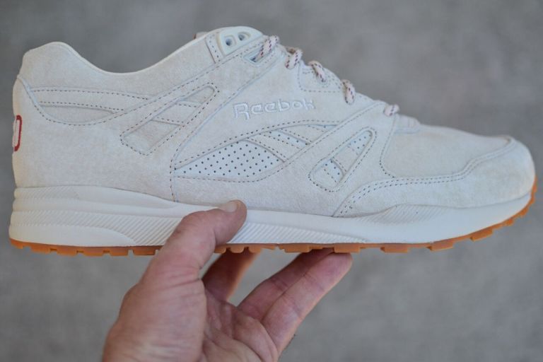 lpbb1-cUa8euCjYJGg_Ju6jYo5rYq2B8LH3VpjKfZDU