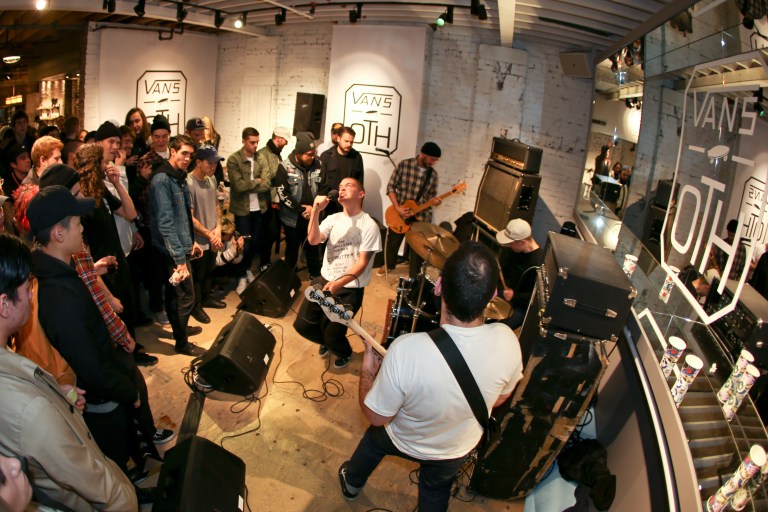 OTH X Vans X Tron-28